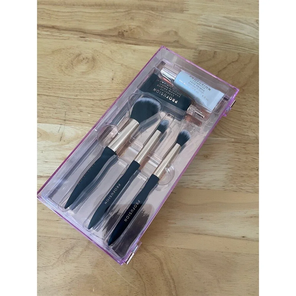 Profusion Artistry On-The-Go 7 Pc Makeup Set In The Cosmos Travel Kit